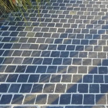Limestone Cobble Kota Black 100x100mm         *PER PIECE*