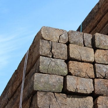 RECLAIMED SLEEPER GRADE 1  2600 X 250 X 130