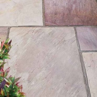 Sandstone Raveena Riven (18.9m2/pk)           *PER M2*